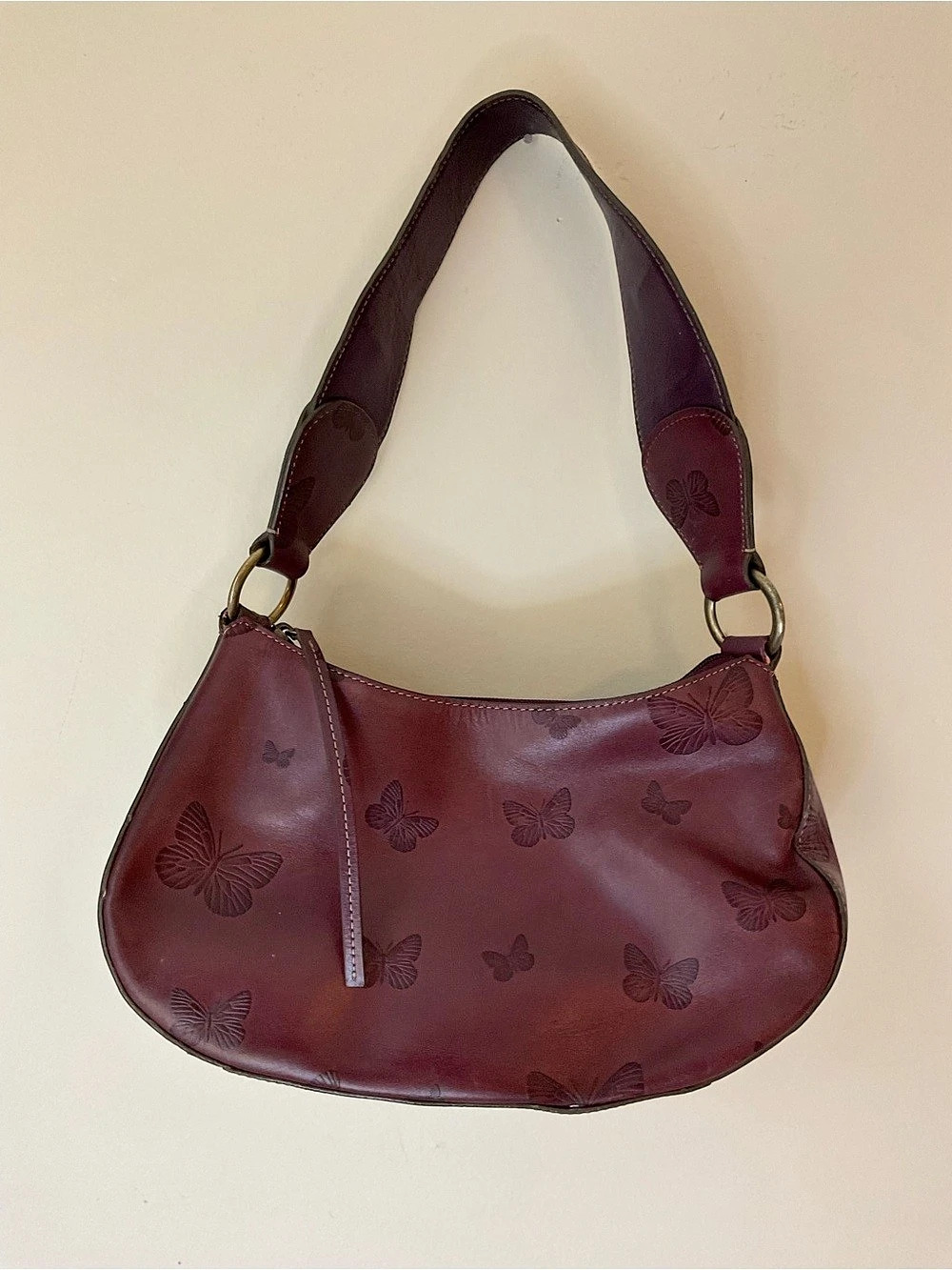 Valerie Steven’s Y2K Butterfly Embossed Leather Shoulder Bag purple